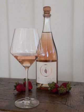 2022 Sparkling Lilly Rosé, Extended Tirage